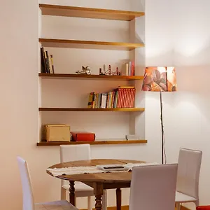 Restayled Chic Apartement- Via Ozieri Appartamento