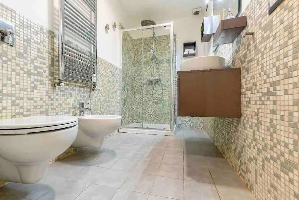 Fashion Loft - 8 Min To Duomo Apartment Milan